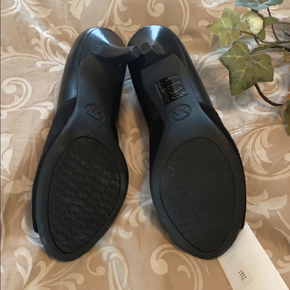 NWTs Michal Kors Suede/leather Heels Black Sz7.5M - Picture 5 of 7